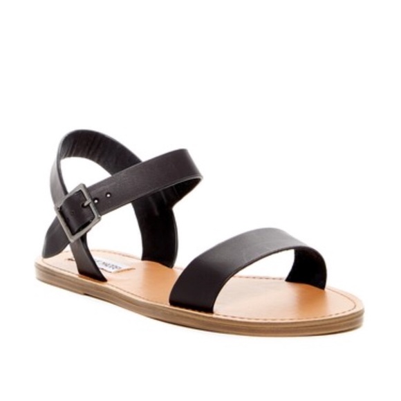 zone ankle strap sandal